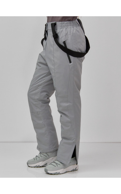 Женский горнолыжный костюм: стиль и комфорт для зимних приключений.