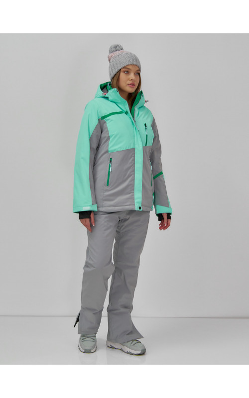 Женский горнолыжный костюм: стиль и комфорт для зимних приключений.