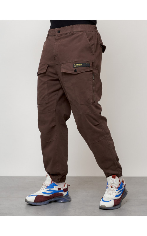 Мужские брюки карго зауженного кроя.