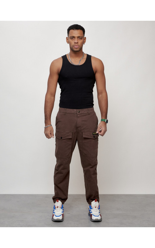 Мужские брюки карго зауженного кроя.