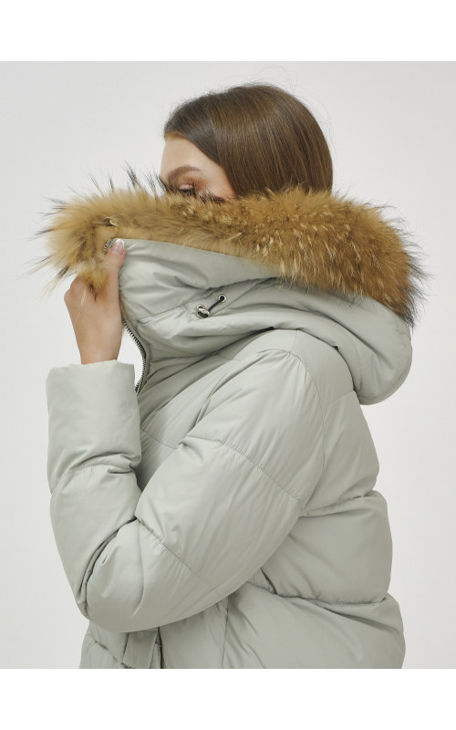 Женская зимняя куртка премиум-класса с мехом енота.