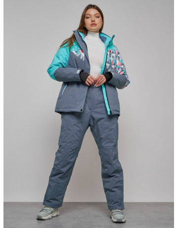 Зимний горнолыжный костюм для женщин.