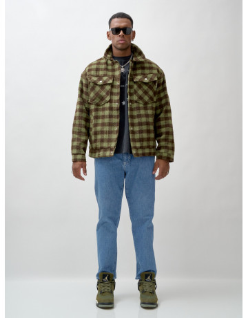 Мужская шерстяная рубашка прямого кроя в клетку.