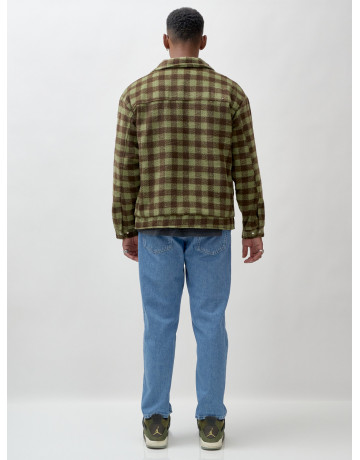 Мужская шерстяная рубашка прямого кроя в клетку.