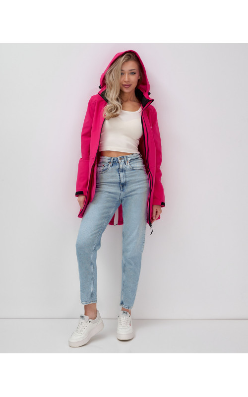 Женская парка для активного образа жизни.