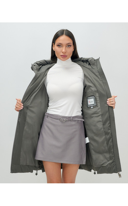 Женский зимний пуховик с капюшоном для холодной погоды.