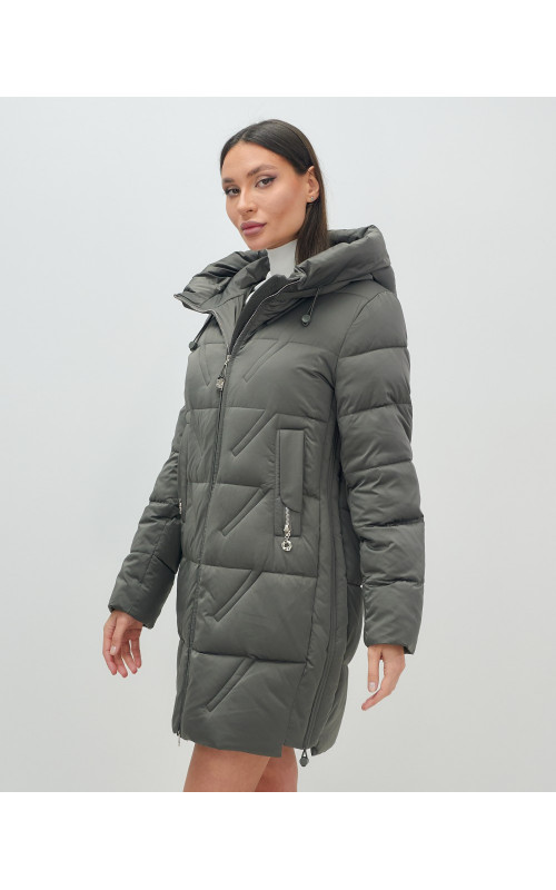 Женский зимний пуховик с капюшоном для холодной погоды.