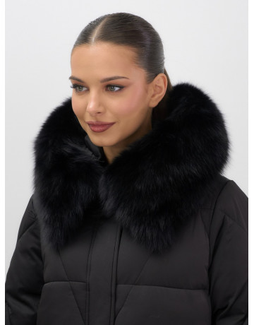 Длинный зимний пуховик премиум-класса.