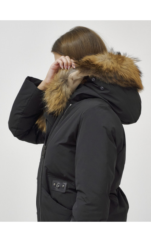 Длинный зимний пуховик для женщин