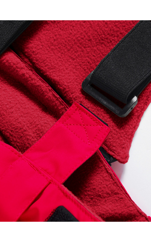 Зимний горнолыжный костюм для девочки: стиль и тепло для зимних приключений