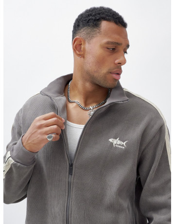 Мужской спортивный утеплённый костюм с начёсом для активного образа жизни.