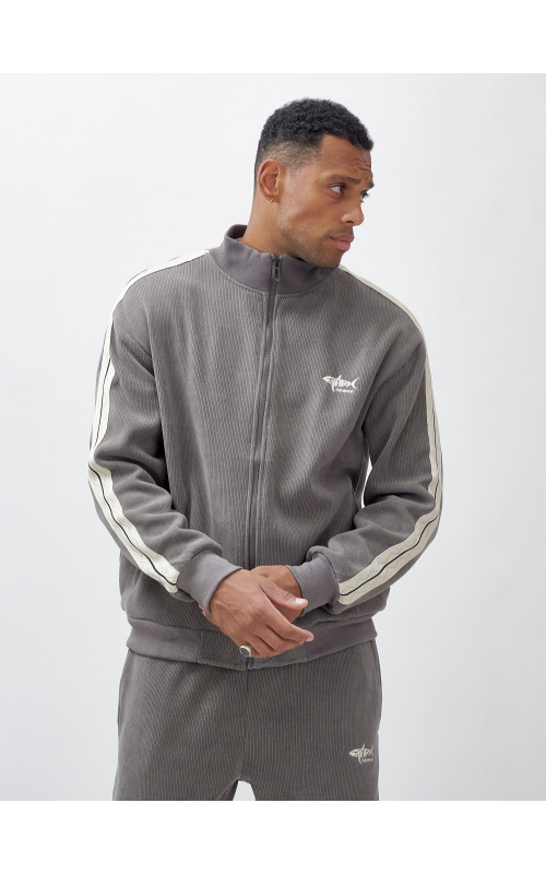 Мужской спортивный утеплённый костюм с начёсом для активного образа жизни.