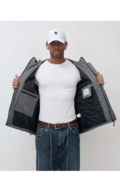 Спортивная мужская куртка «Хит сезона» для активного отдыха.