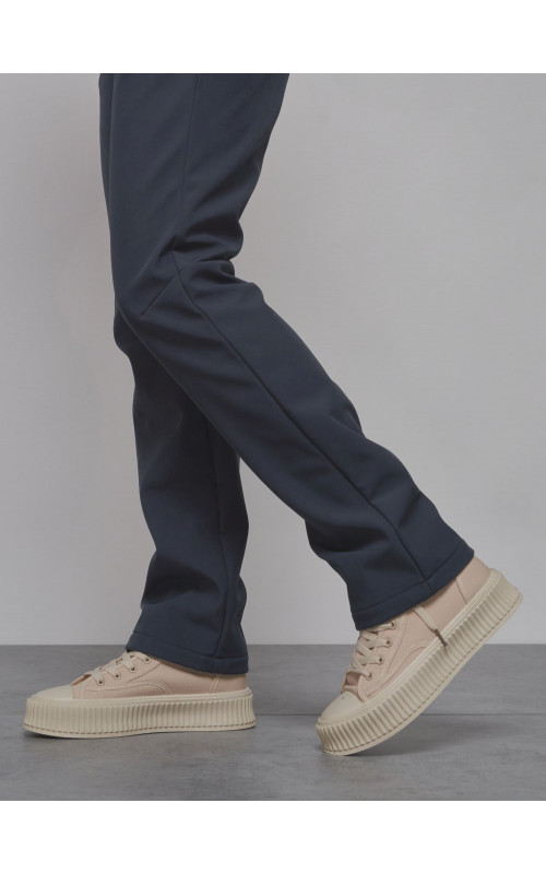 Спортивные брюки софтшелл для женщин.