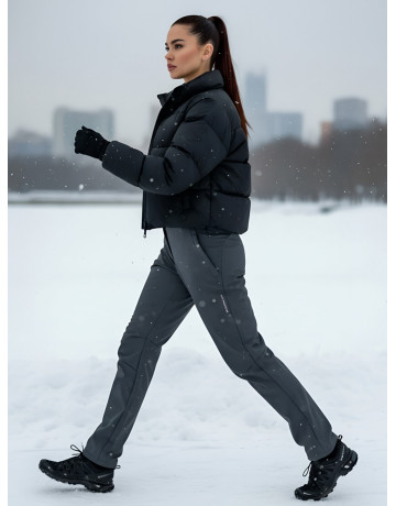 Спортивные брюки софтшелл для женщин.