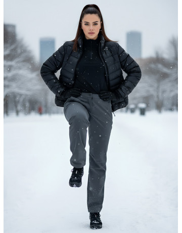 Спортивные брюки софтшелл для женщин.