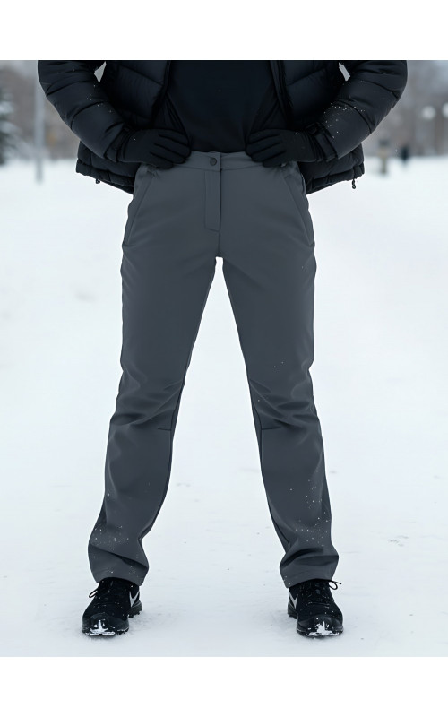 Спортивные брюки софтшелл для женщин.