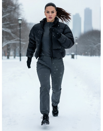 Спортивные брюки софтшелл для женщин.