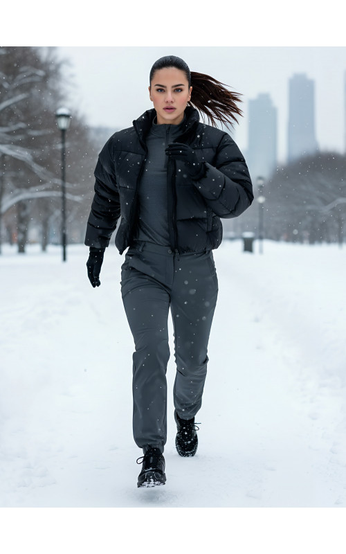 Спортивные брюки софтшелл для женщин.