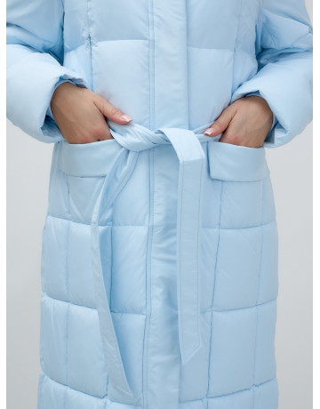 Длинный зимний пуховик для женщин.