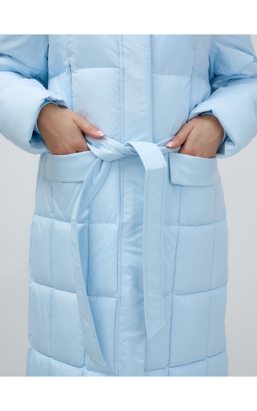 Длинный зимний пуховик для женщин.