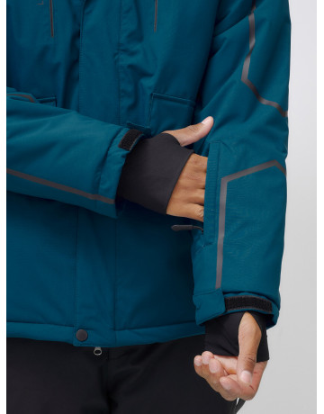 Мужской горнолыжный костюм для активного отдыха.