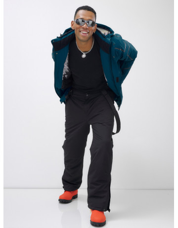 Мужской горнолыжный костюм для активного отдыха.