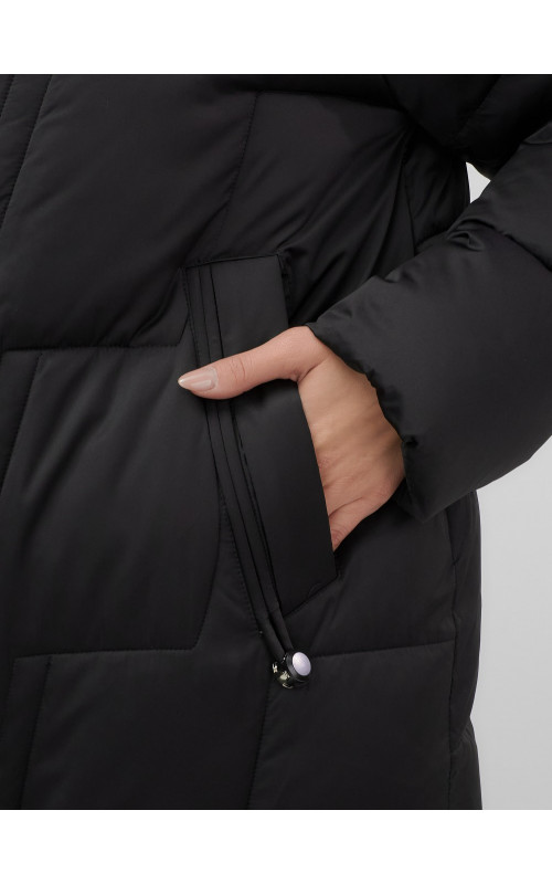 Длинный зимний пуховик премиум-класса.