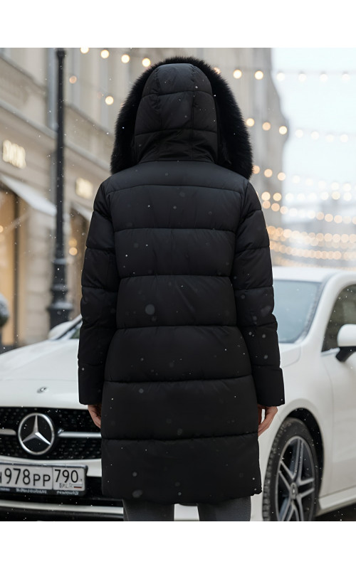 Длинный зимний пуховик премиум-класса.