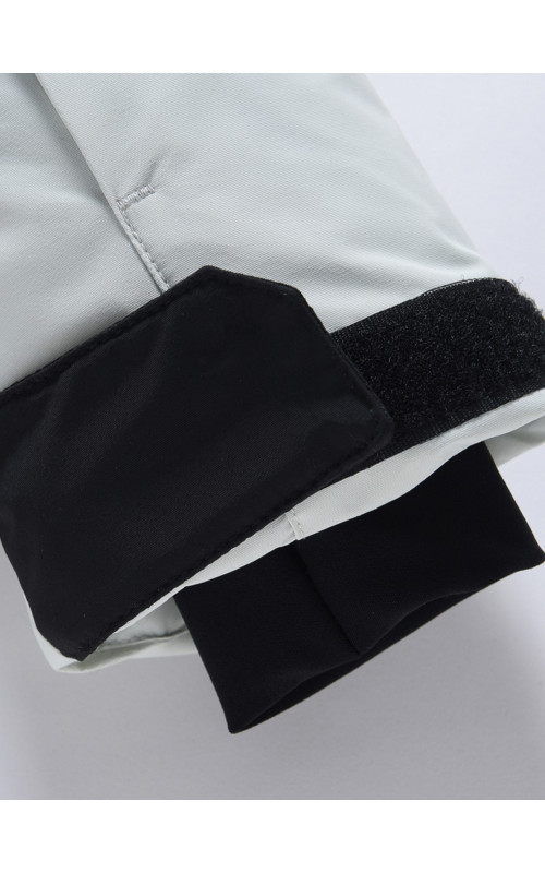 Горнолыжный костюм для подростков: защита и комфорт в холода