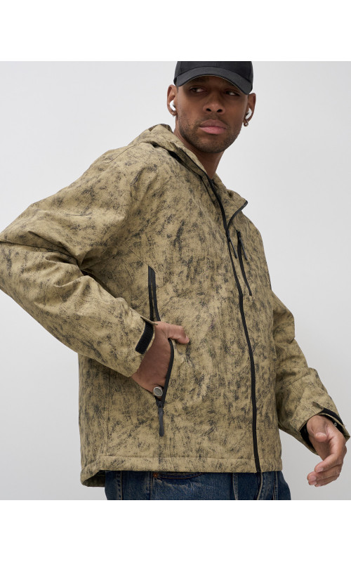 Мужская спортивная куртка «Хит сезона»: стиль и защита для активных мужчин