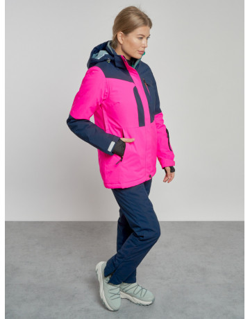 Женский горнолыжный костюм для зимних видов спорта.