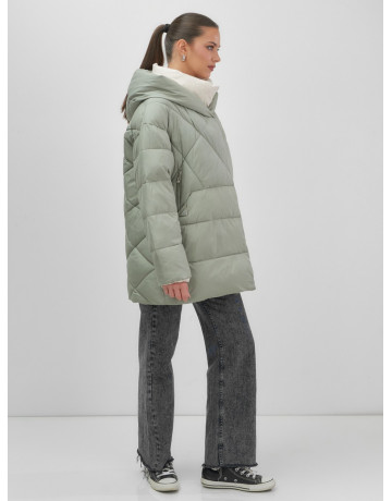 Тёплый женский пуховик с капюшоном для зимы большого размера.