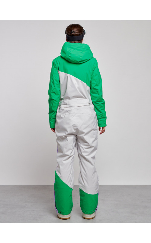 Зимний женский комбинезон для зимних видов спорта.