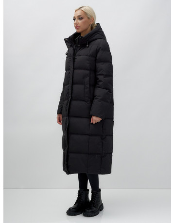 Длинный зимний пуховик для женщин.