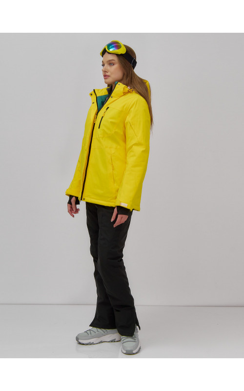 Женская горнолыжная куртка со съёмным капюшоном.