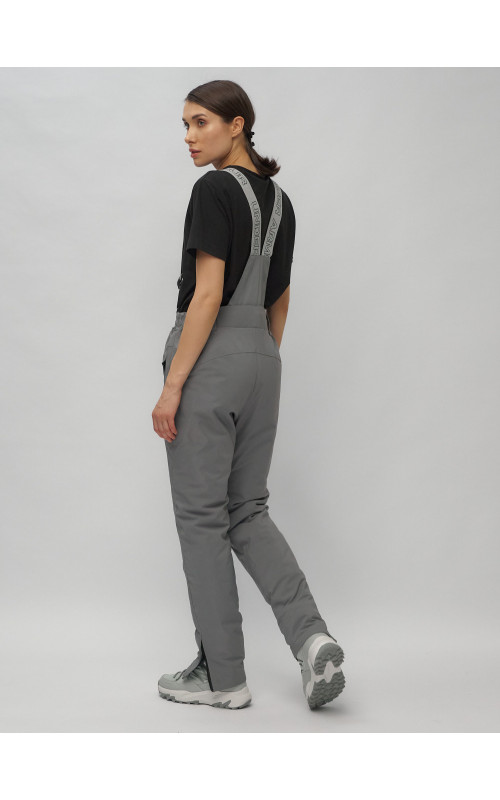 Женский горнолыжный костюм зимний.