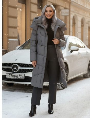 Длинный зимний пуховик для женщин с капюшоном