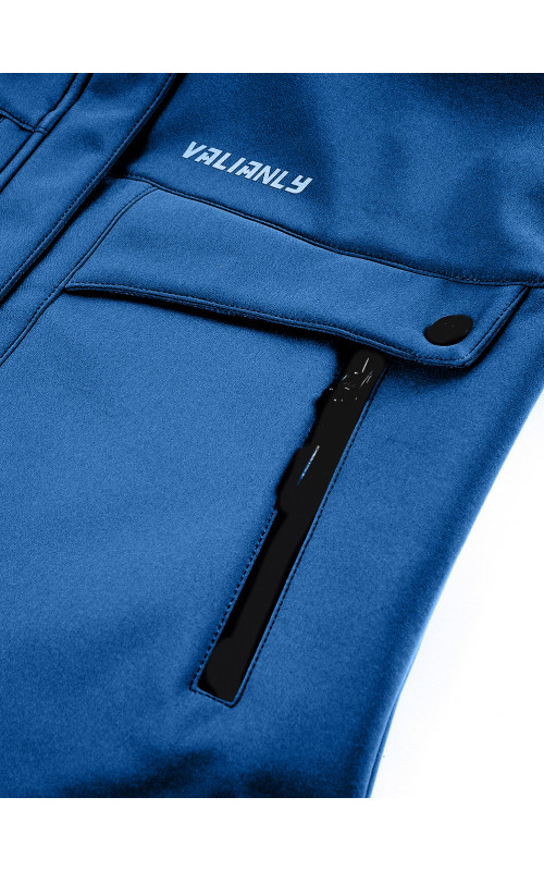 Женская ветровка с капюшоном для активного отдыха