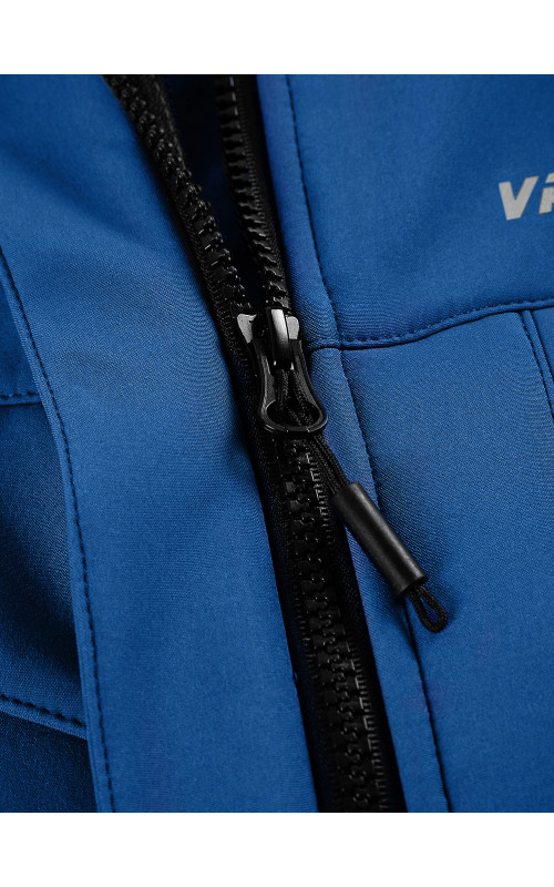 Женская ветровка с капюшоном для активного отдыха