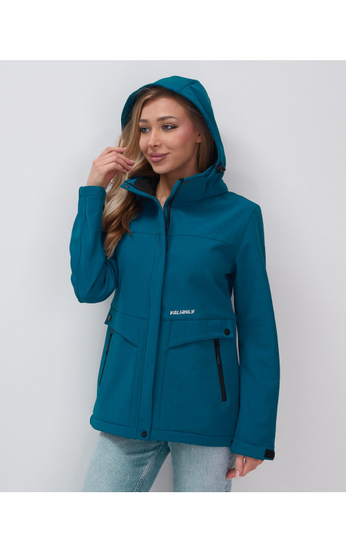 Женская ветровка с капюшоном для активного отдыха