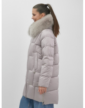 Длинный зимний пуховик премиум-класса.