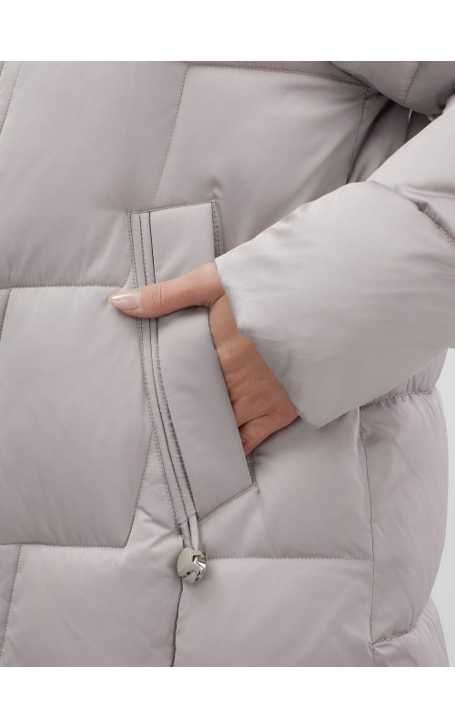 Длинный зимний пуховик премиум-класса.