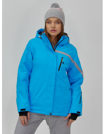 Женский горнолыжный костюм для зимних активностей.