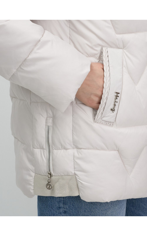 Зимний пуховик с искусственной овчиной для женщин: стиль и тепло