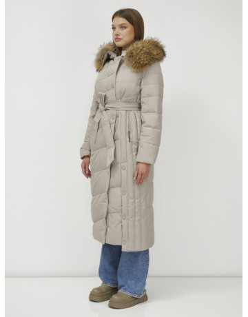 Длинный женский пуховик с мехом енота.