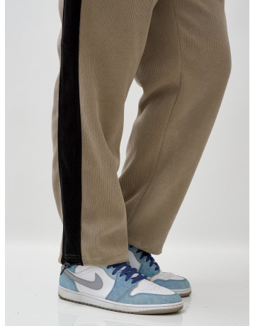 Мужской утеплённый спортивный костюм с начёсом для осени