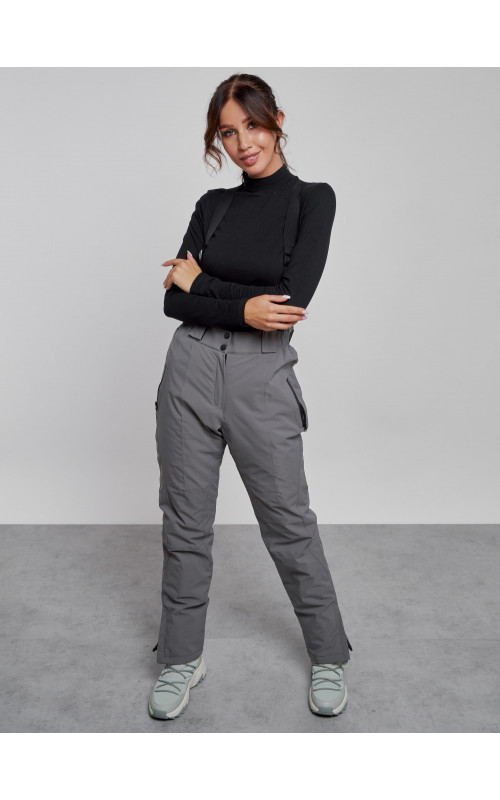 Женский горнолыжный костюм зимний.